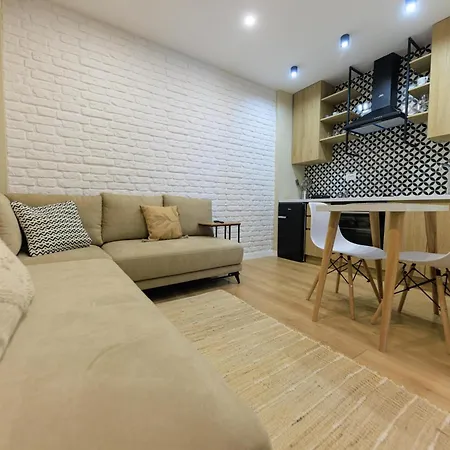 Syncron Centre Skyline Rooftop 公寓 地拉那