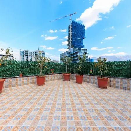 Syncron Centre Skyline Rooftop 公寓